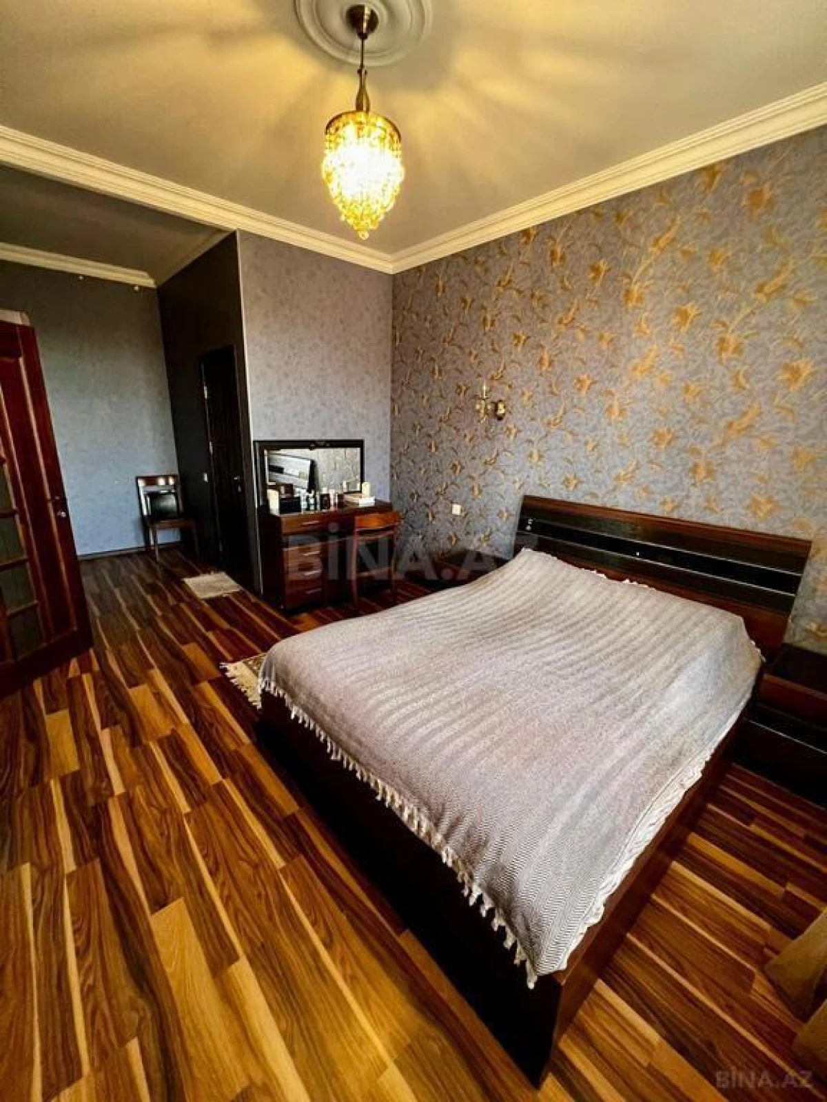 Satılır 4 otaqlı həyət evi 150 m²