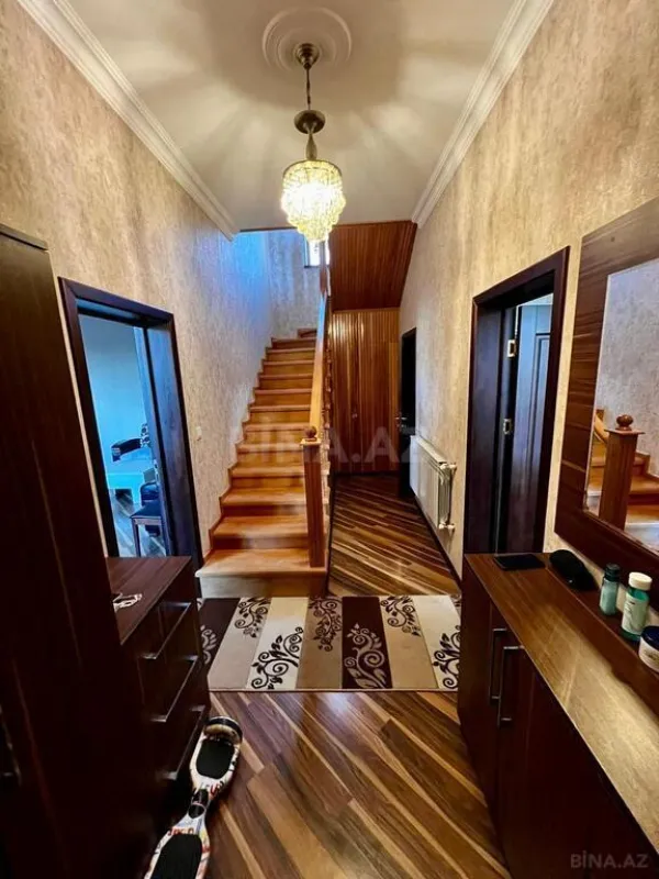Satılır 4 otaqlı həyət evi 150 m²