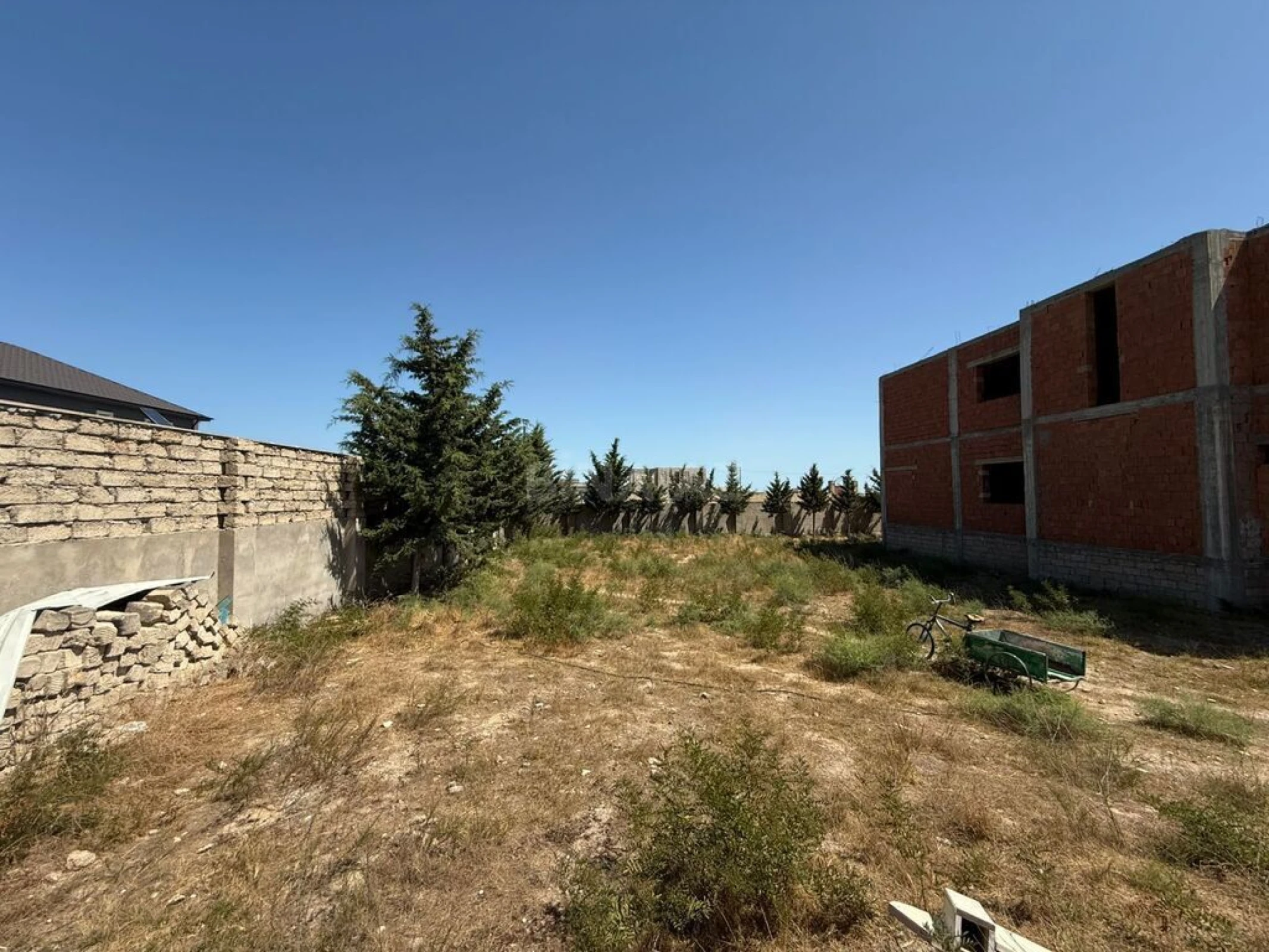 Satılır torpaq sahəsi 27.5 m²