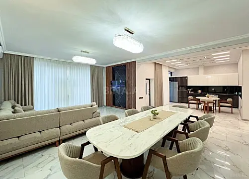 Kirayə verilir 6 otaqlı həyət evi 200 m²
