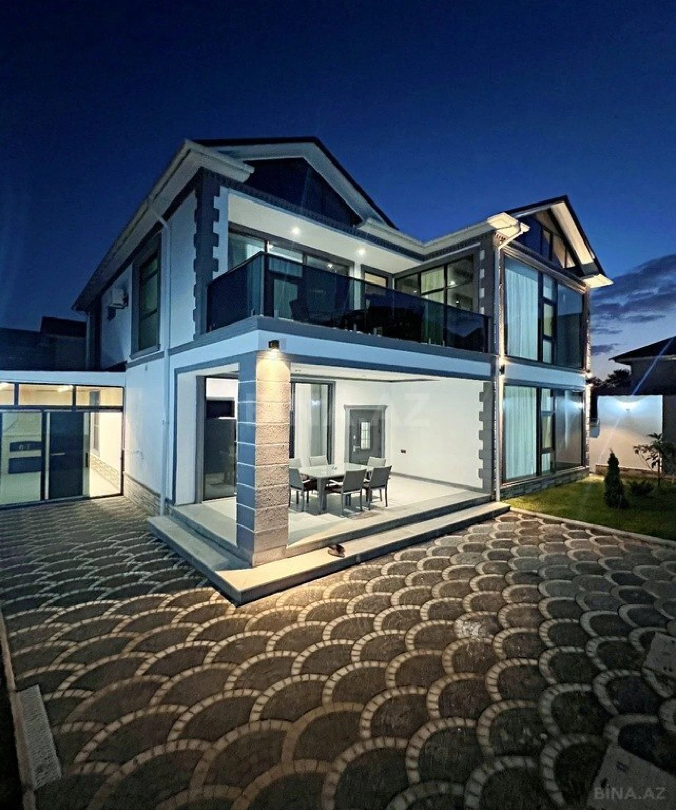 Kirayə verilir 6 otaqlı həyət evi 200 m²