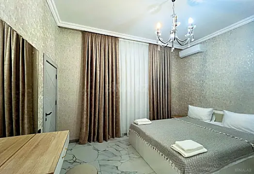 Kirayə verilir 6 otaqlı həyət evi 200 m²