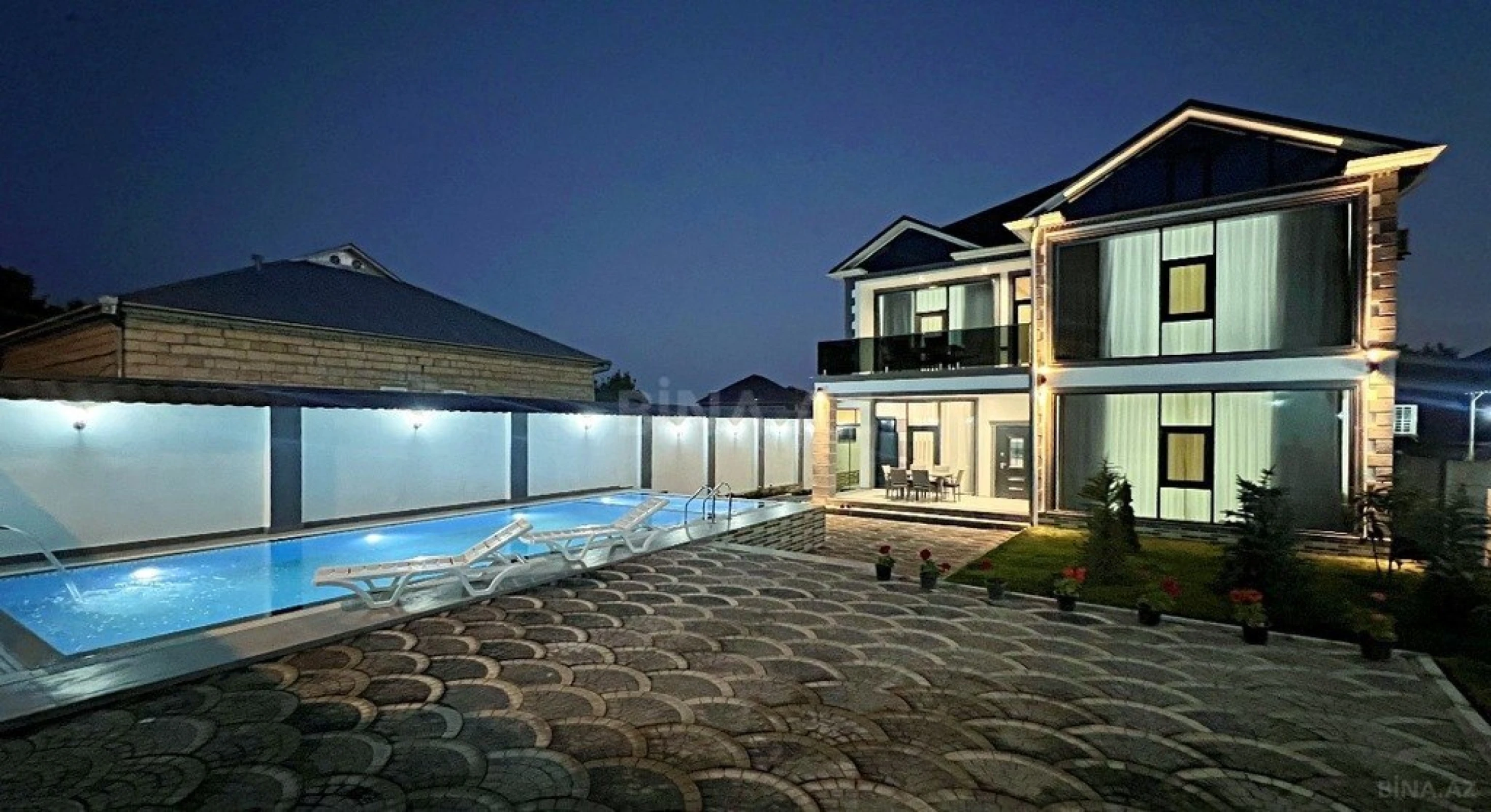 Kirayə verilir 6 otaqlı həyət evi 200 m²