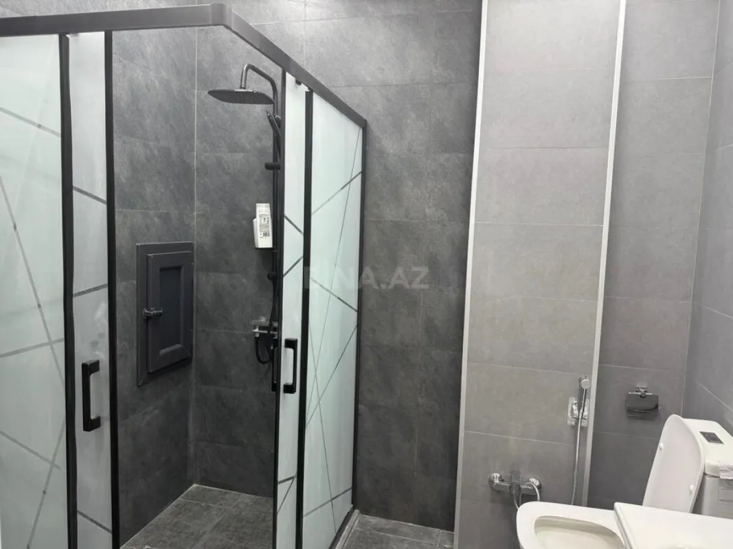Kirayə verilir 2 otaqlı mənzil 68 m²