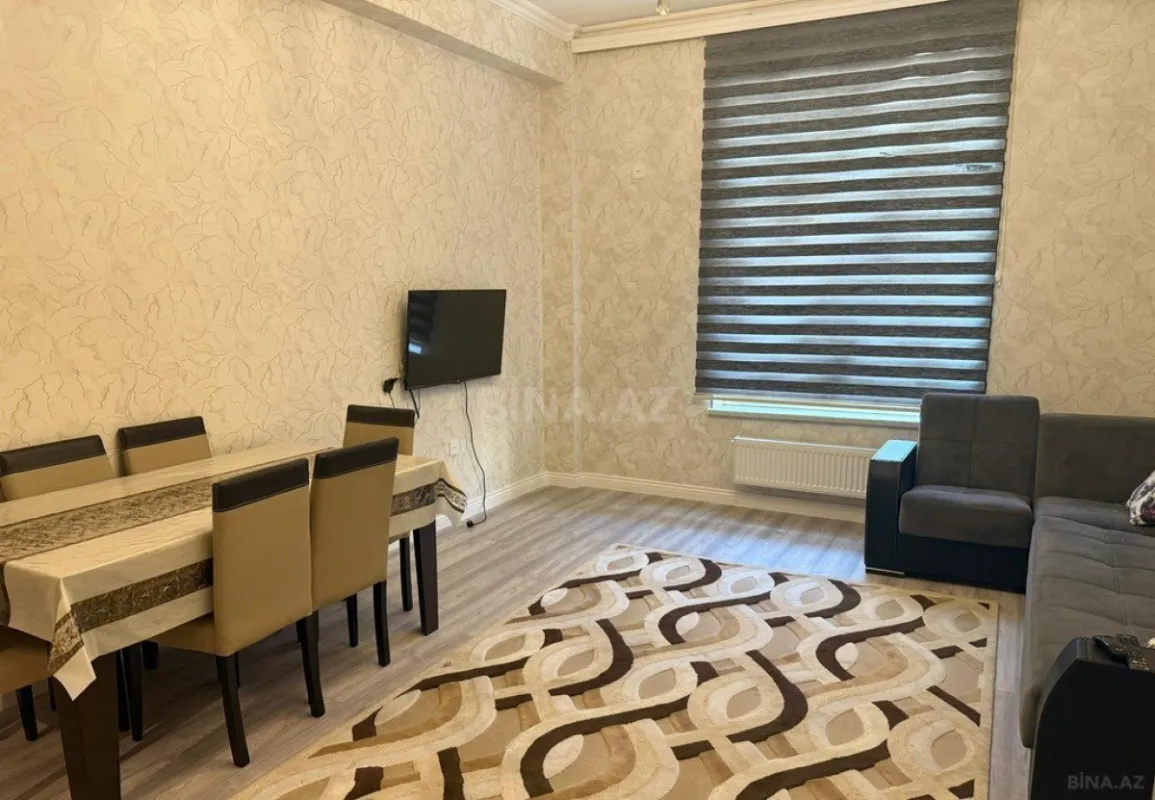 Kirayə verilir 2 otaqlı mənzil 68 m²