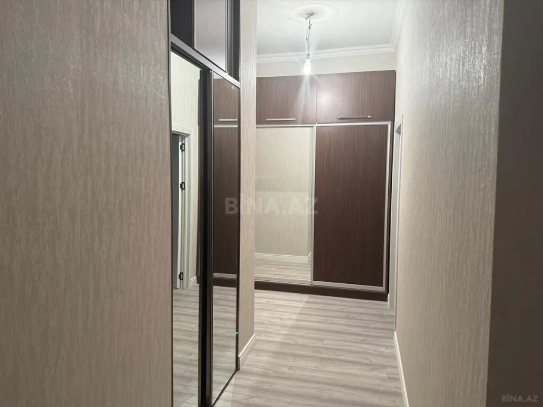 Kirayə verilir 2 otaqlı mənzil 68 m²