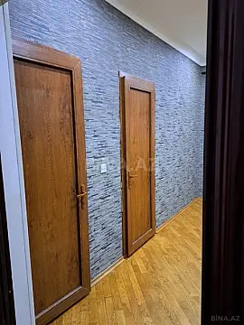 Satılır 3 otaqlı mənzil 136 m²