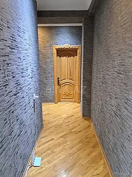 Satılır 3 otaqlı mənzil 136 m²