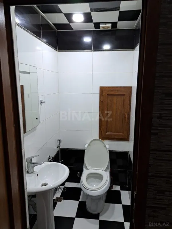 Satılır 3 otaqlı mənzil 136 m²