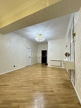 Satılır 3 otaqlı mənzil 125 m²