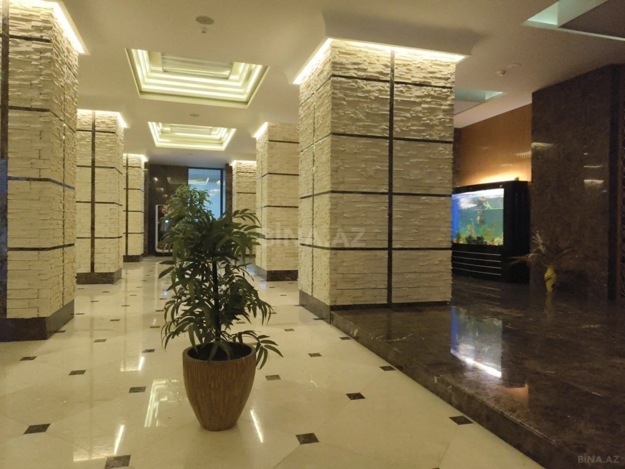 Kirayə verilir 2 otaqlı mənzil 100 m²