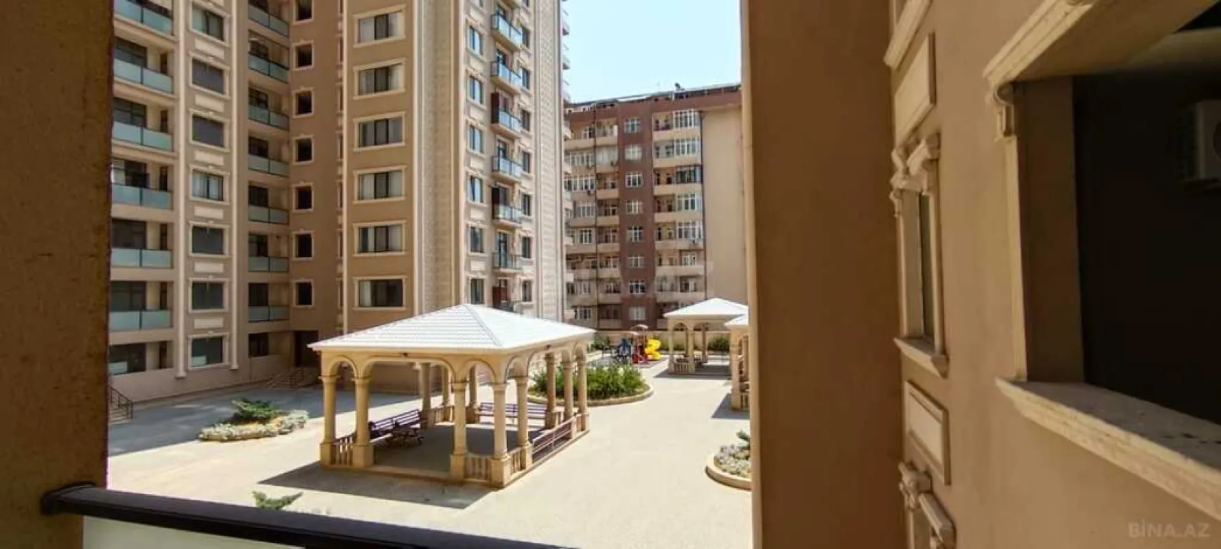 Kirayə verilir 2 otaqlı mənzil 100 m²