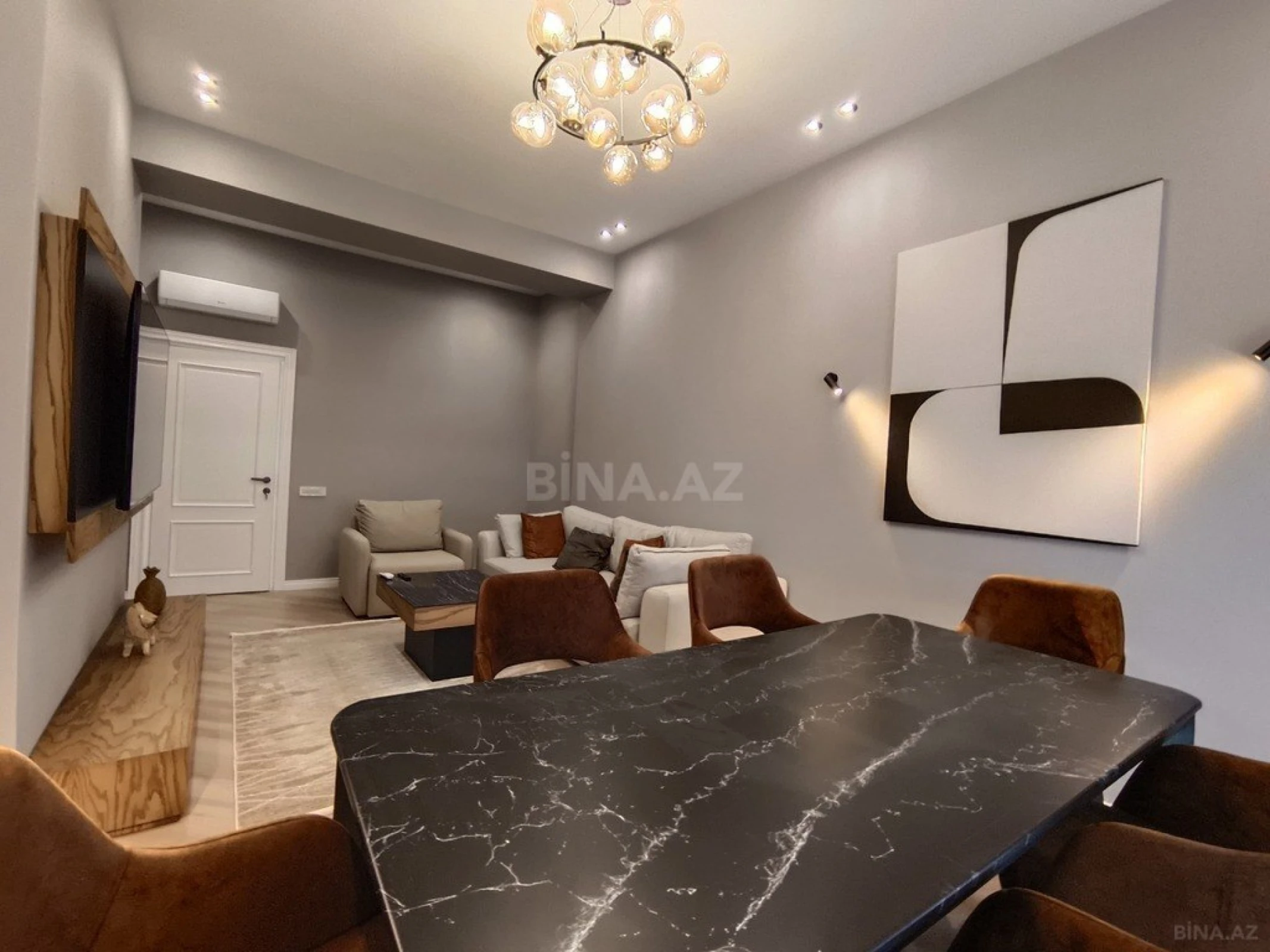 Kirayə verilir 2 otaqlı mənzil 100 m²