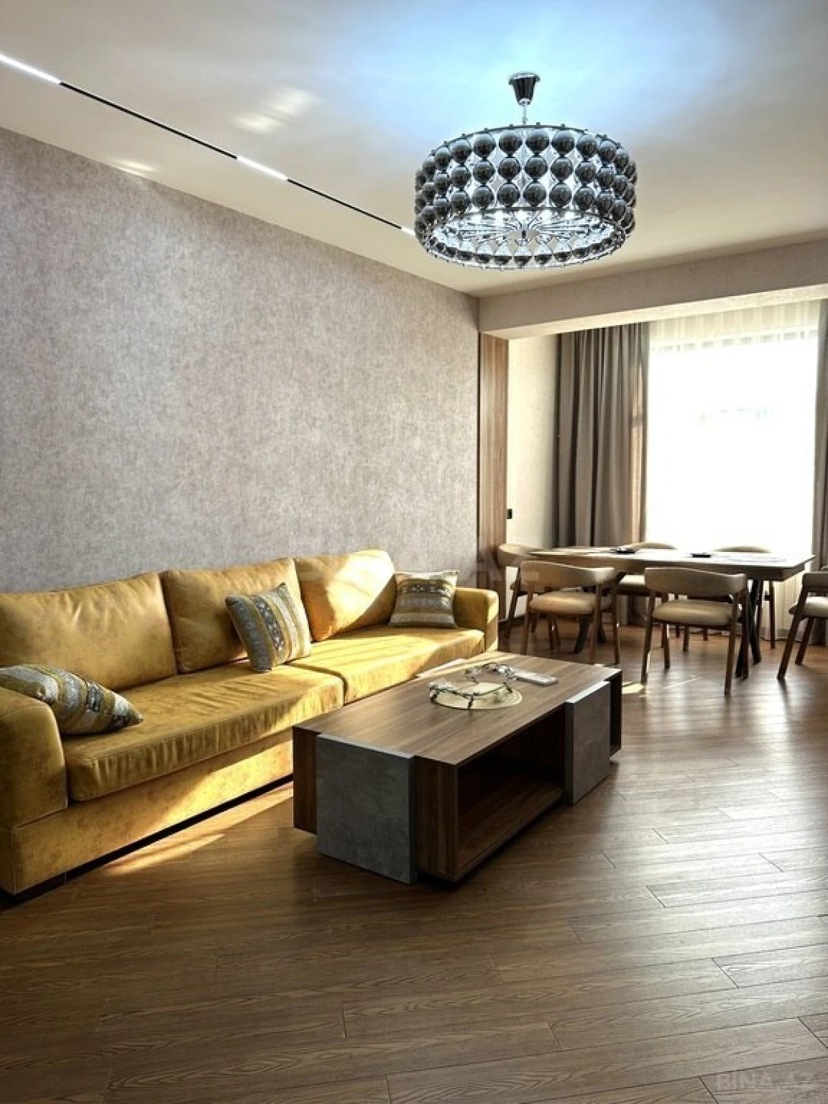 Kirayə verilir 3 otaqlı mənzil 100 m²