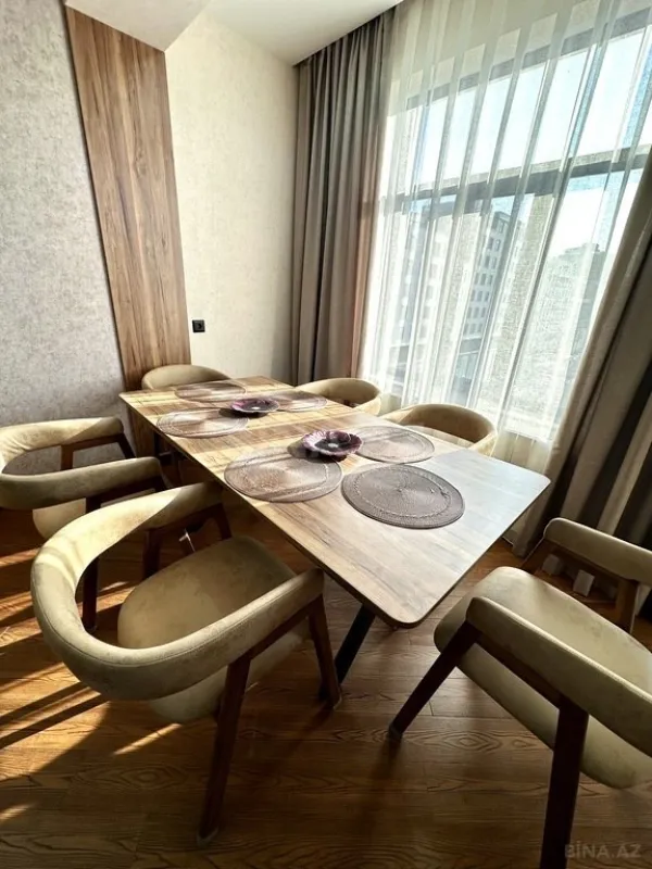 Kirayə verilir 3 otaqlı mənzil 100 m²