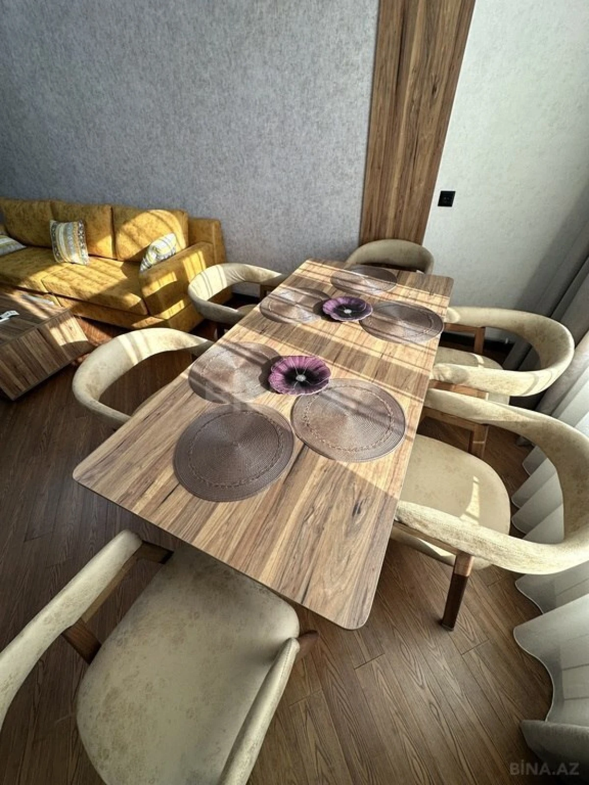 Kirayə verilir 3 otaqlı mənzil 100 m²