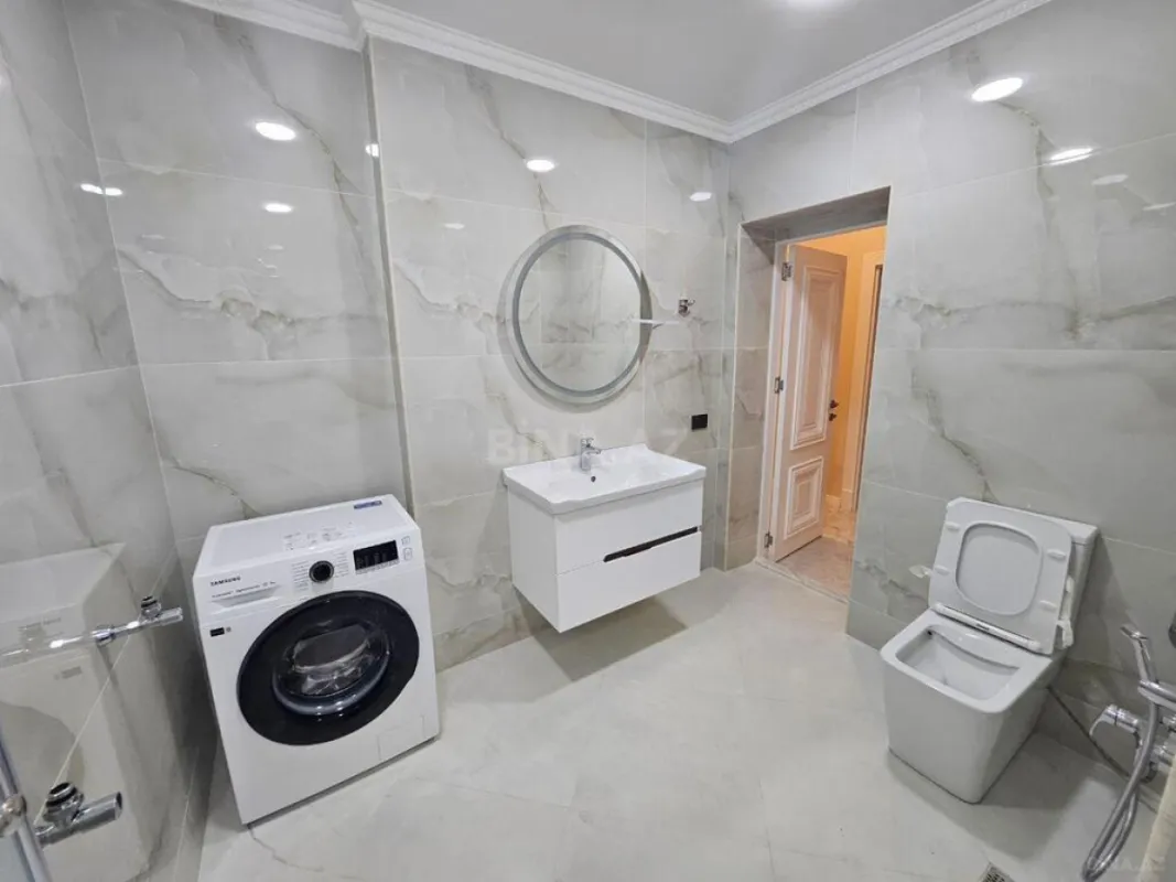 Kirayə verilir 4 otaqlı mənzil 220 m²