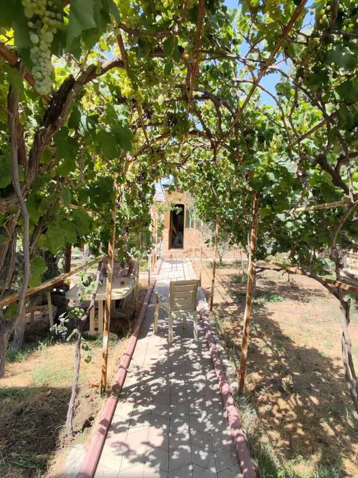 Satılır 5 otaqlı həyət evi 400 m²