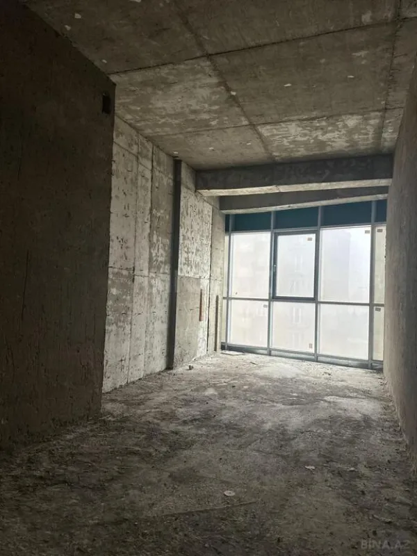 Satılır 4 otaqlı mənzil 224.6 m²