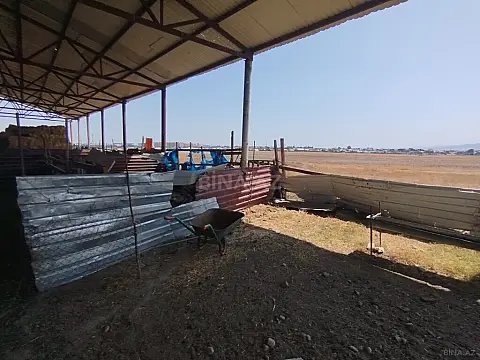 Satılır obyekt 1500 m²