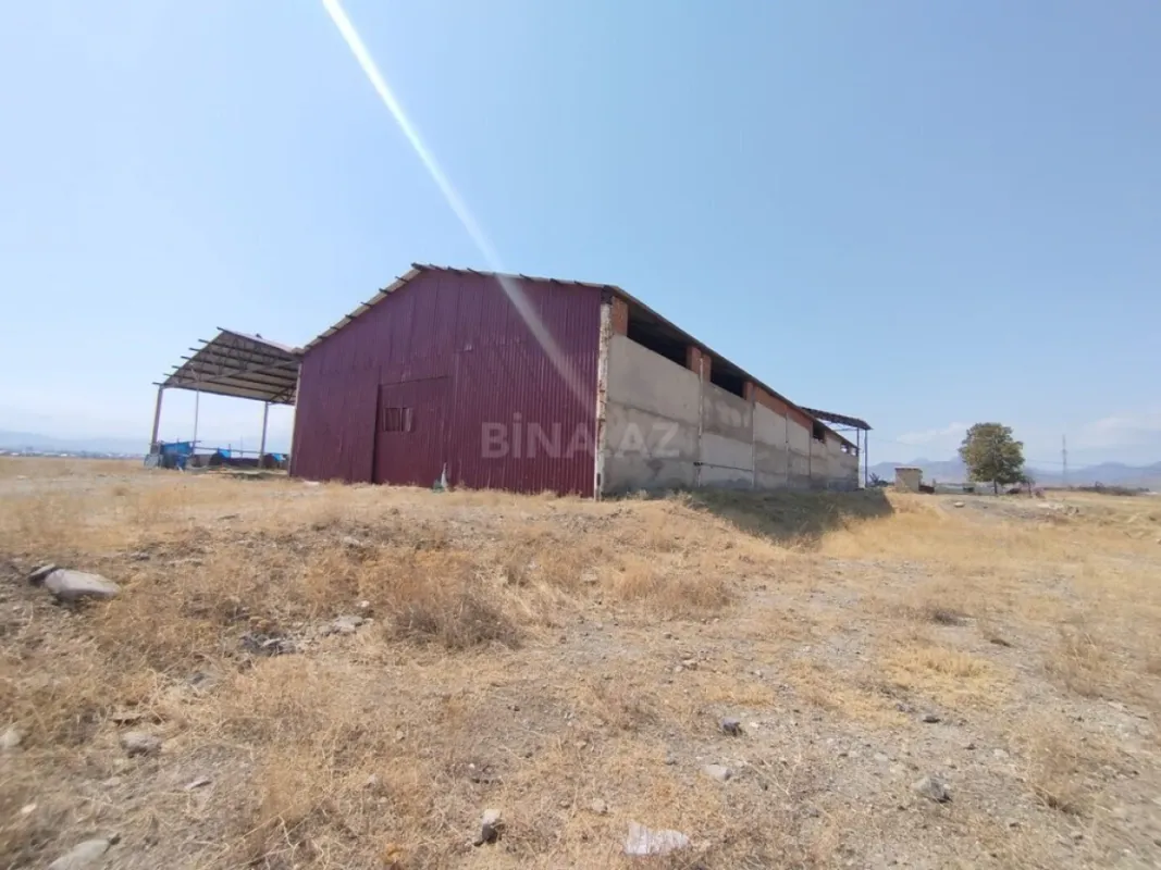 Satılır obyekt 1500 m²