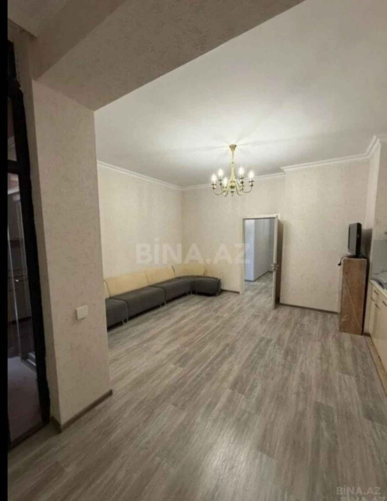 Kirayə verilir 2 otaqlı mənzil 70 m²
