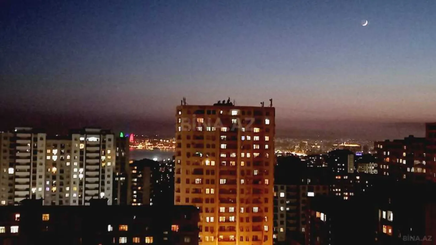 Satılır 2 otaqlı mənzil 72 m²