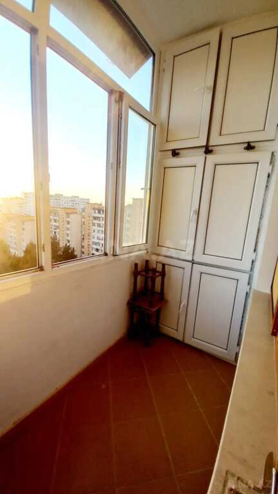 Satılır 2 otaqlı mənzil 72 m²