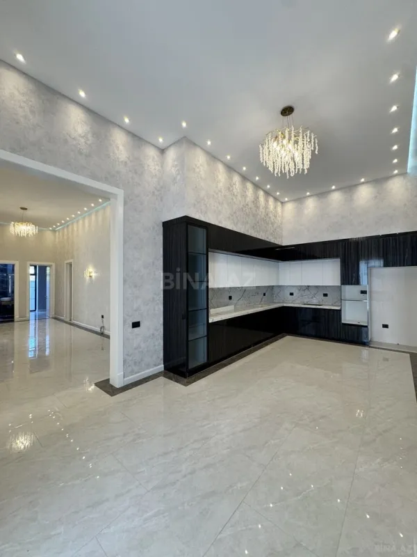 Satılır 6 otaqlı həyət evi 400 m²