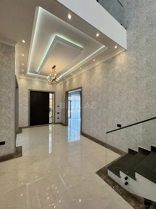 Satılır 7 otaqlı həyət evi 500 m²