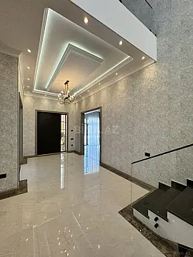 Satılır 7 otaqlı həyət evi 500 m²