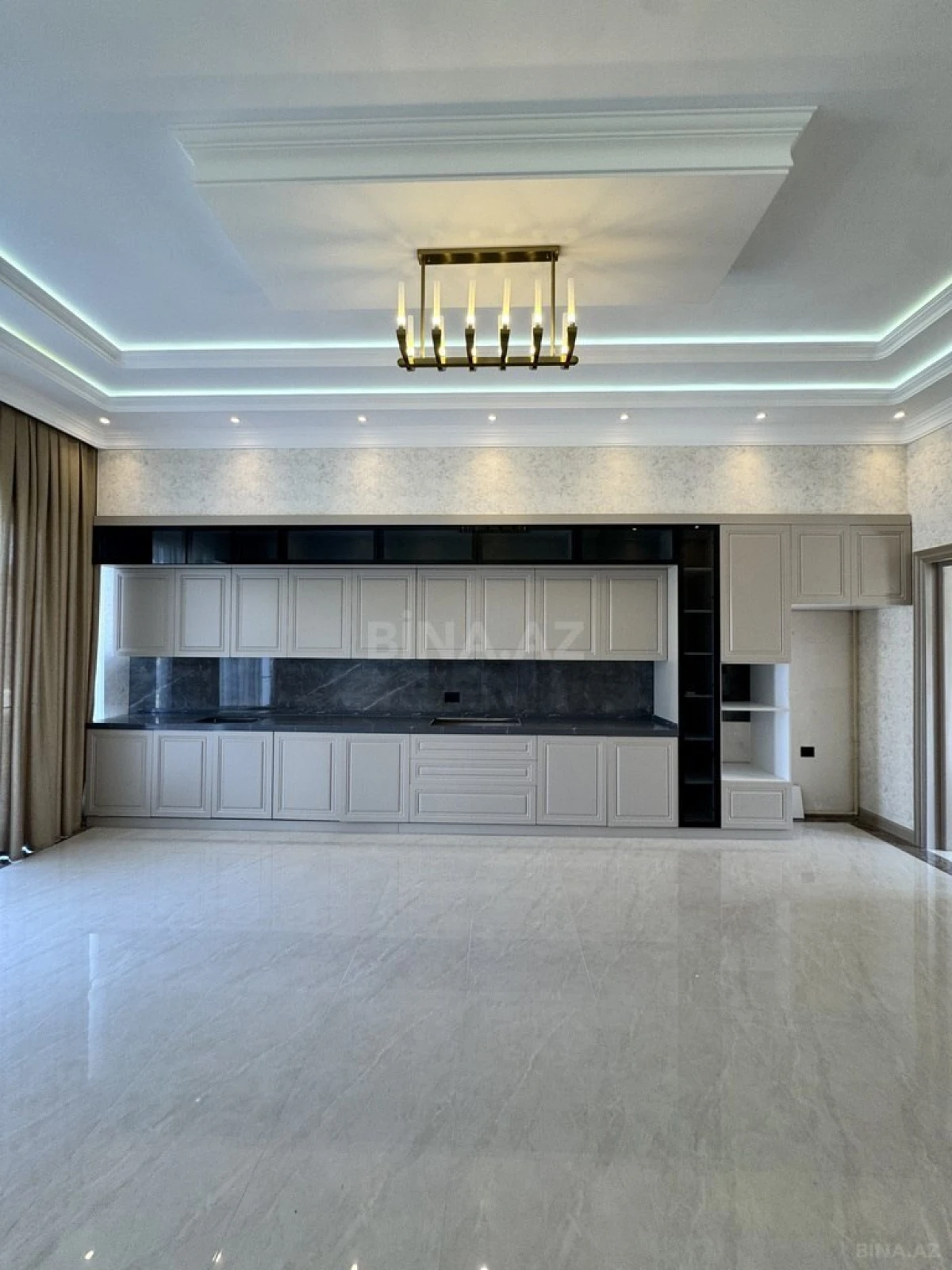 Satılır 7 otaqlı həyət evi 500 m²