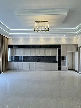 Satılır 7 otaqlı həyət evi 500 m²