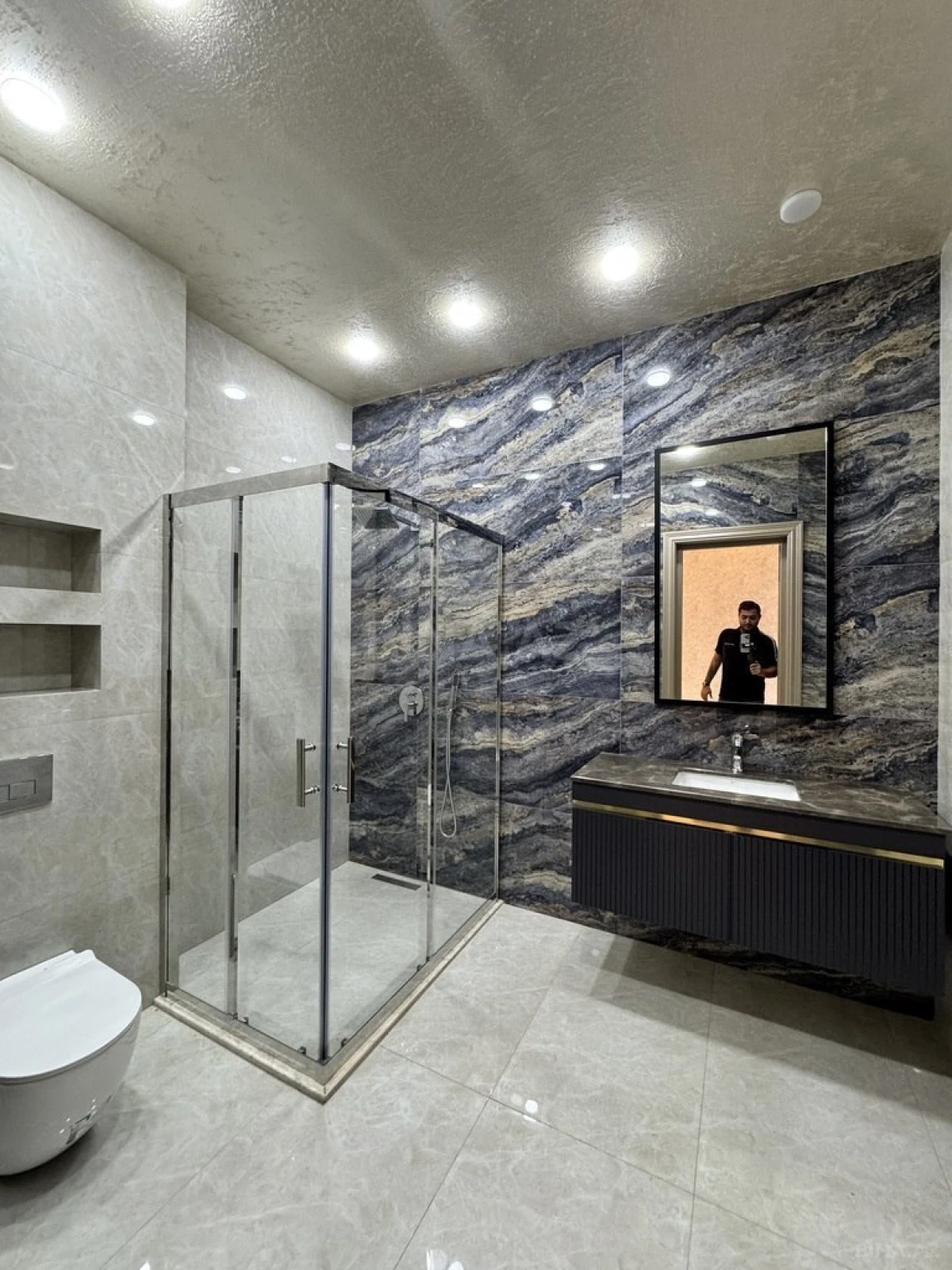 Satılır 7 otaqlı həyət evi 500 m²