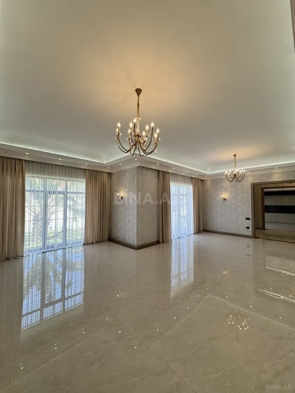 Satılır 7 otaqlı həyət evi 500 m²