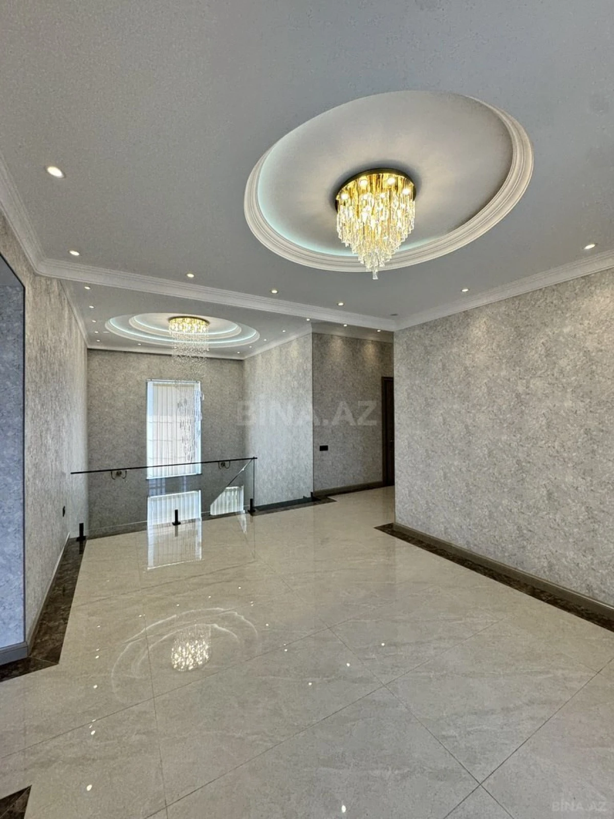 Satılır 7 otaqlı həyət evi 500 m²