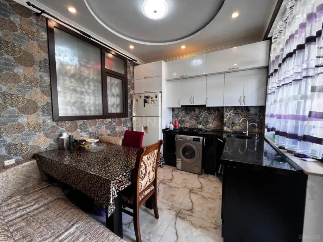 Satılır 3 otaqlı mənzil 83 m²