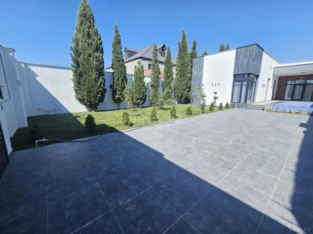 Satılır 4 otaqlı həyət evi 200 m²