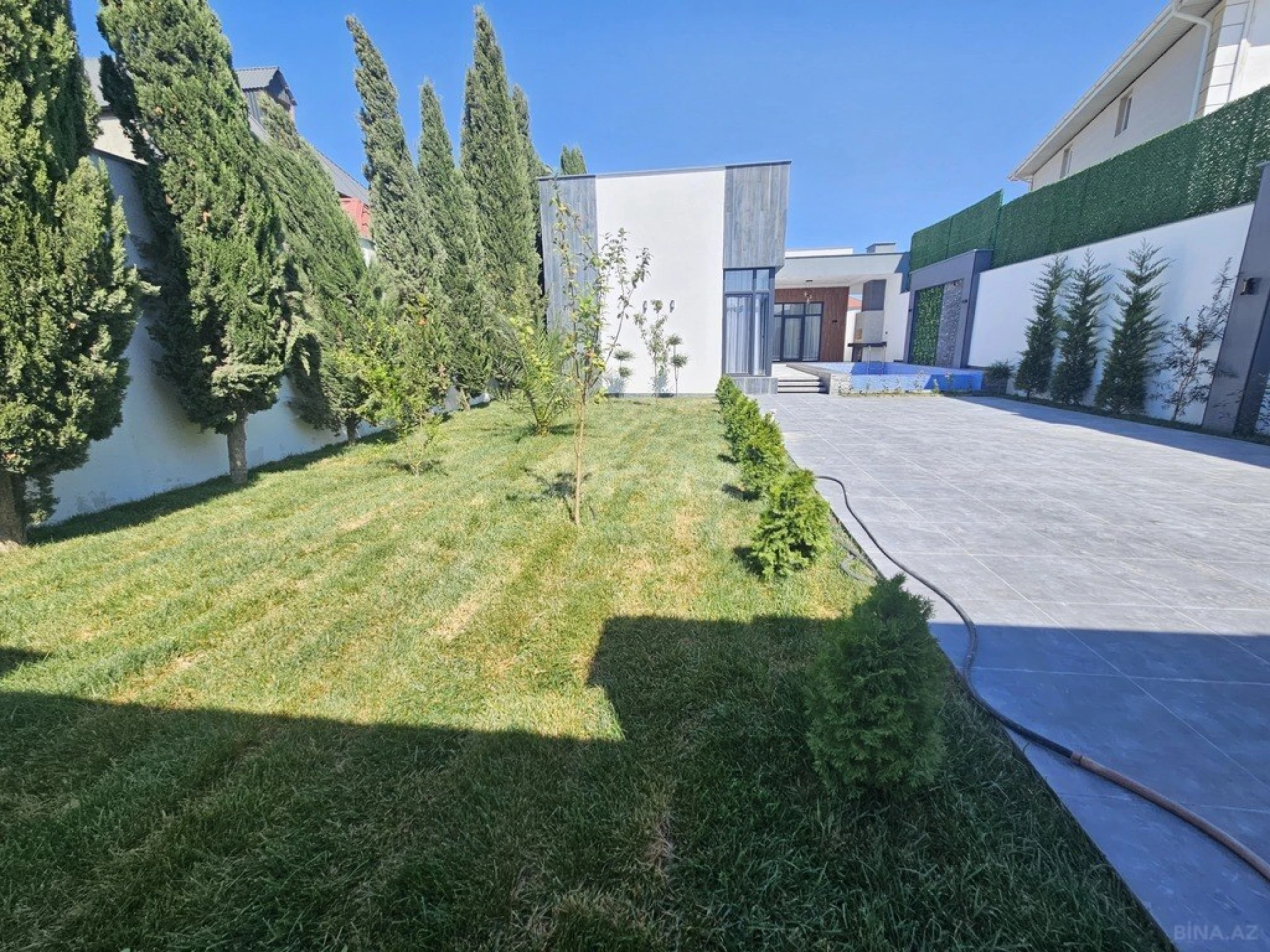 Satılır 4 otaqlı həyət evi 200 m²