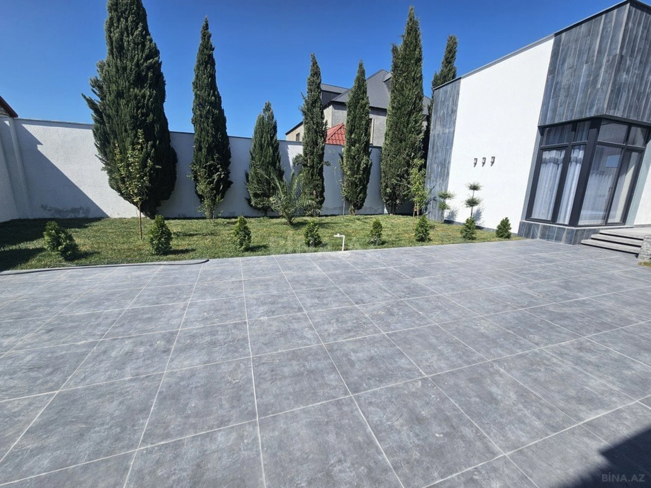 Satılır 4 otaqlı həyət evi 200 m²