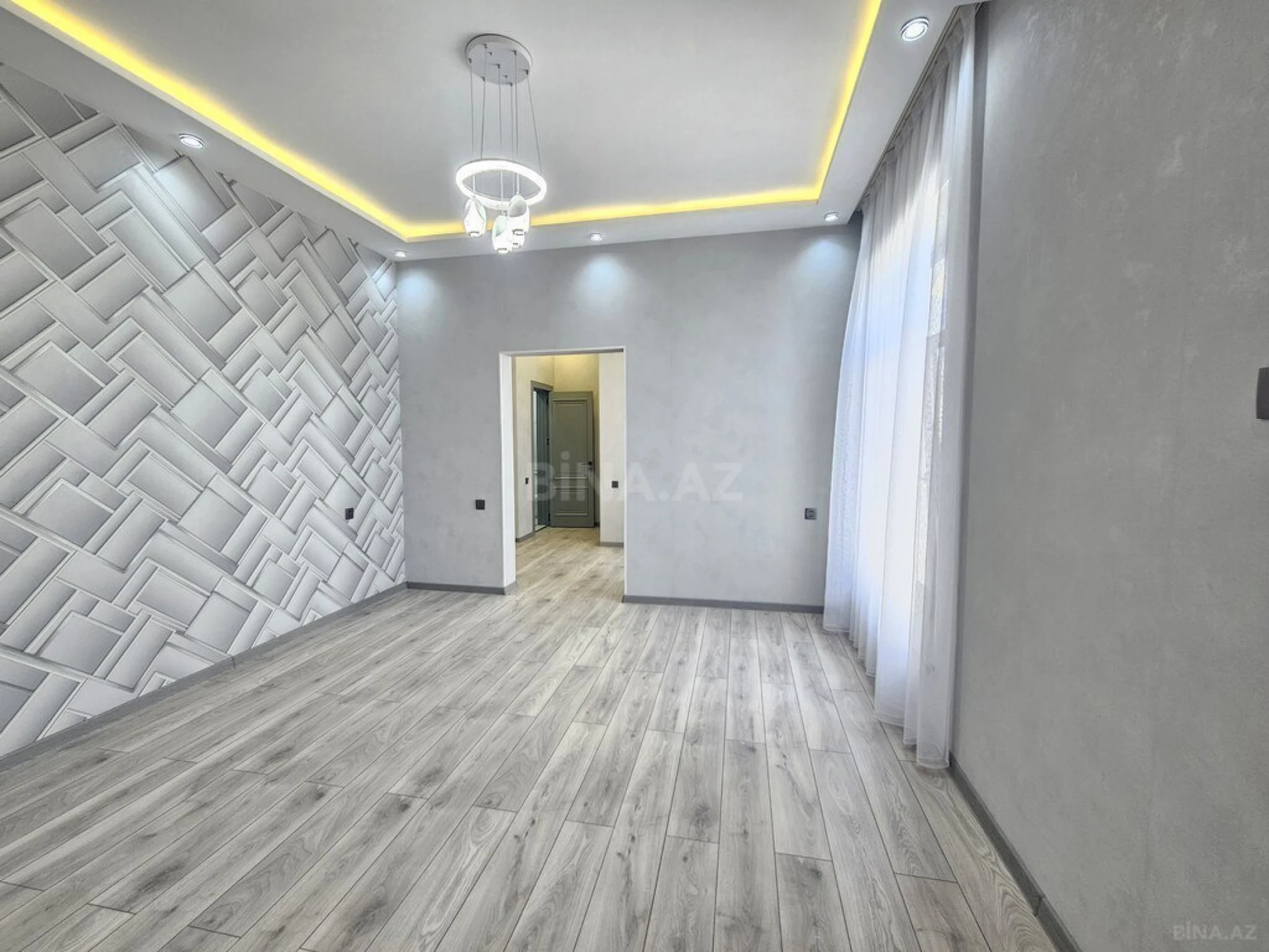 Satılır 4 otaqlı həyət evi 200 m²