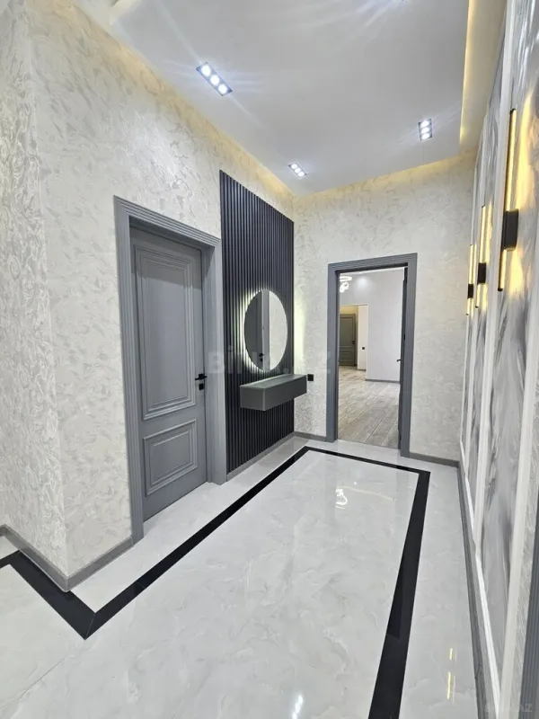 Satılır 4 otaqlı həyət evi 200 m²