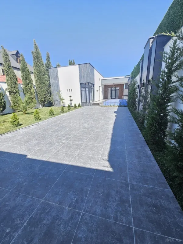 Satılır 4 otaqlı həyət evi 200 m²