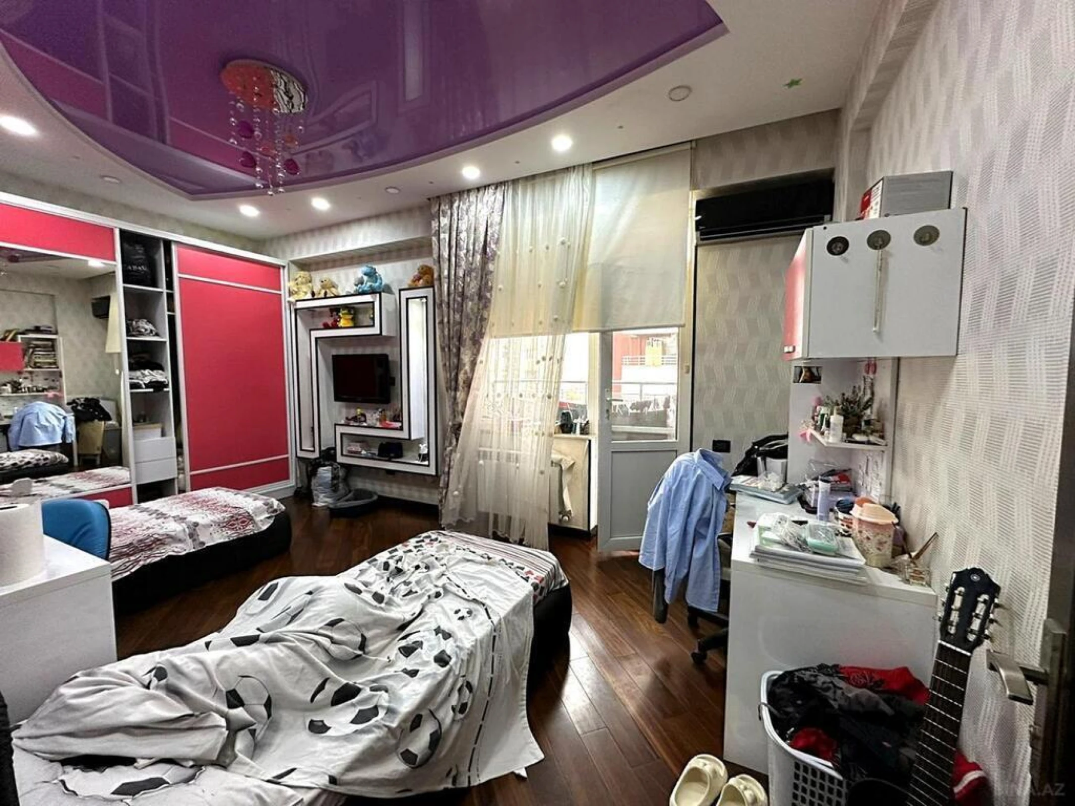 Satılır 4 otaqlı mənzil 134 m²