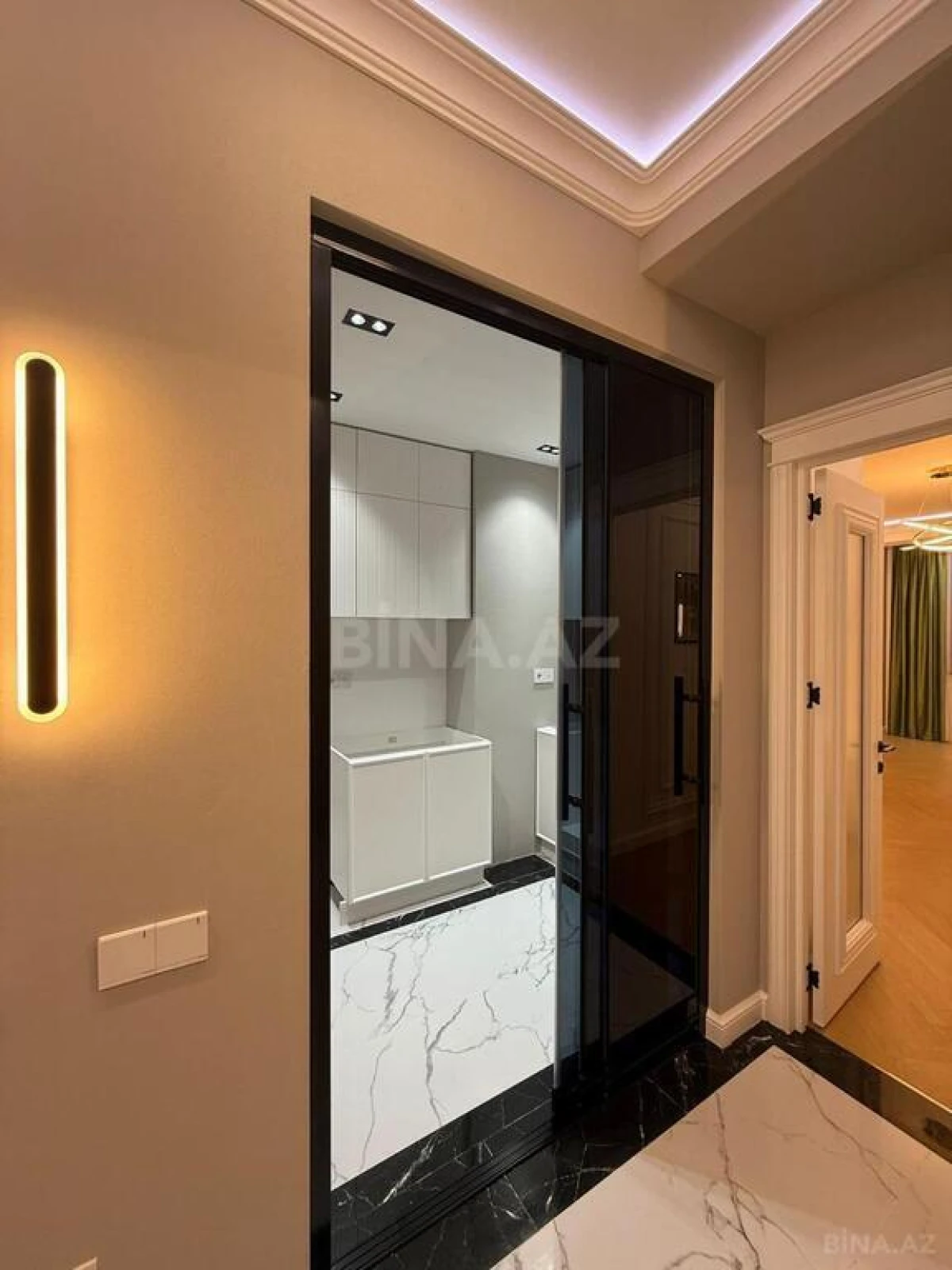 Satılır 2 otaqlı mənzil 64 m²