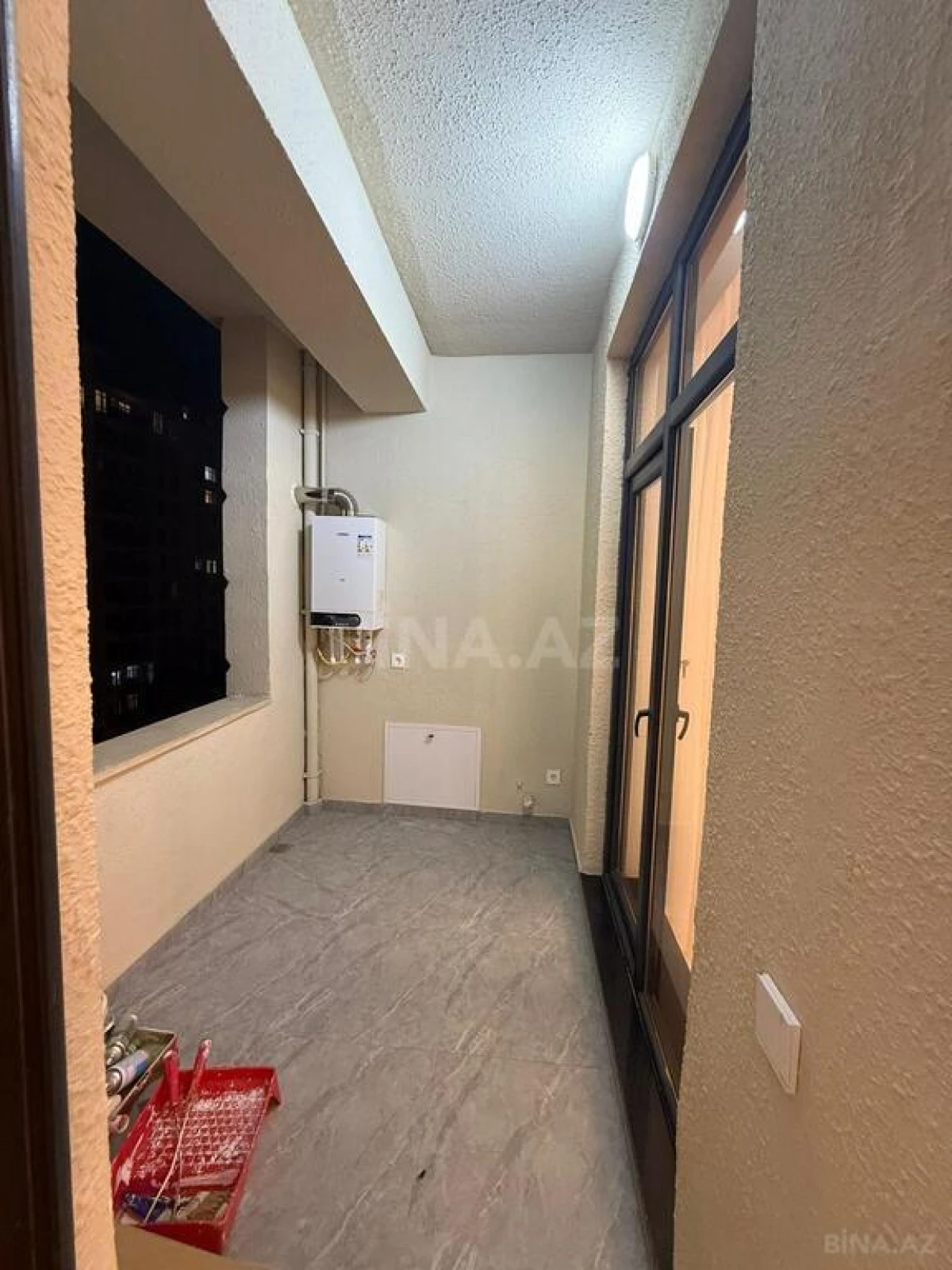 Satılır 2 otaqlı mənzil 64 m²