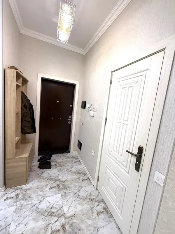 Kirayə verilir 2 otaqlı mənzil 65 m²