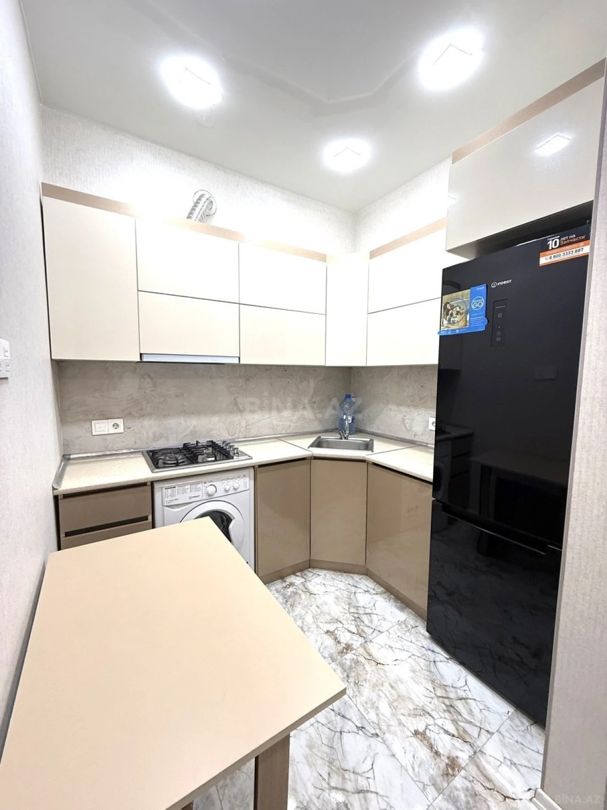 Kirayə verilir 2 otaqlı mənzil 65 m²