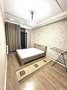 Kirayə verilir 2 otaqlı mənzil 65 m²