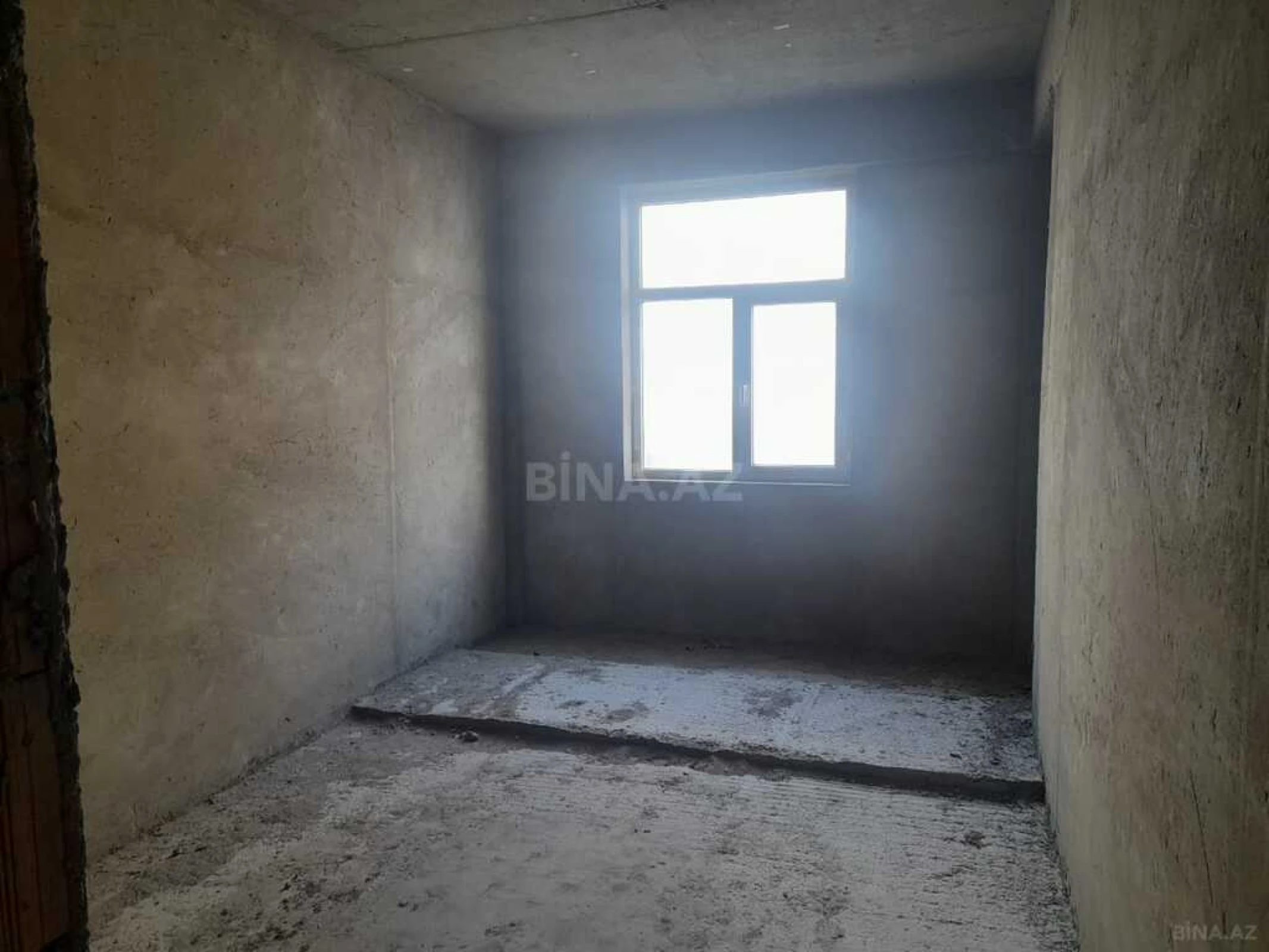 Satılır 3 otaqlı mənzil 123 m²